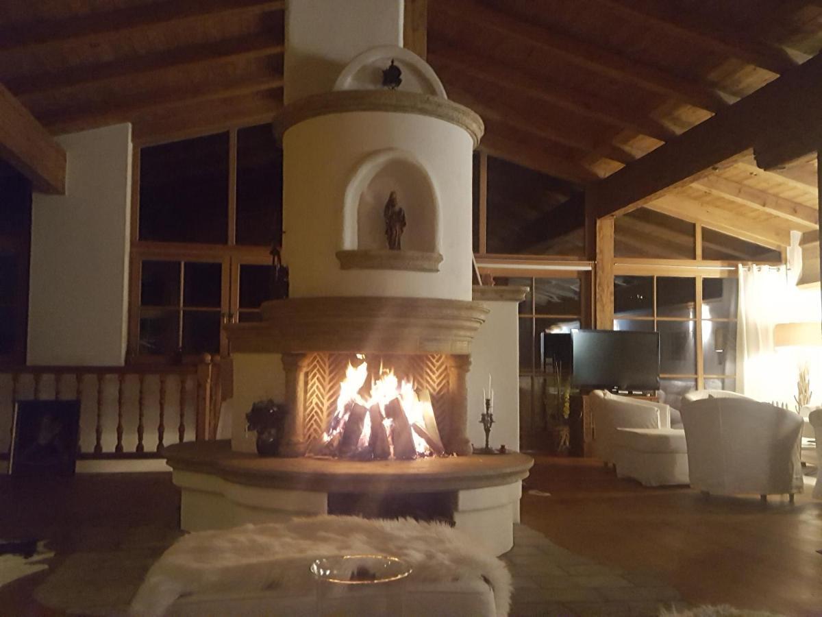 Luxuschalet Happy Home Tyrol エルマウ エクステリア 写真